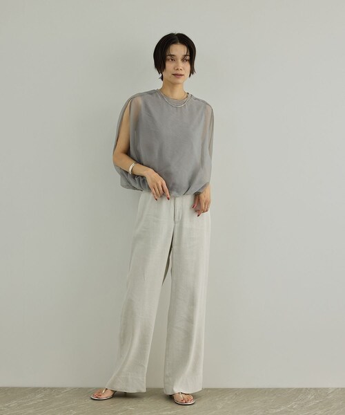 ADAM ET ROPE'(アダムエロペ)の「【WEB限定】シアーオーガンジーバルーンプルオーバー(その他トップス・レディース・ライトグレー/ベージュ系・F)」の18枚目の写真