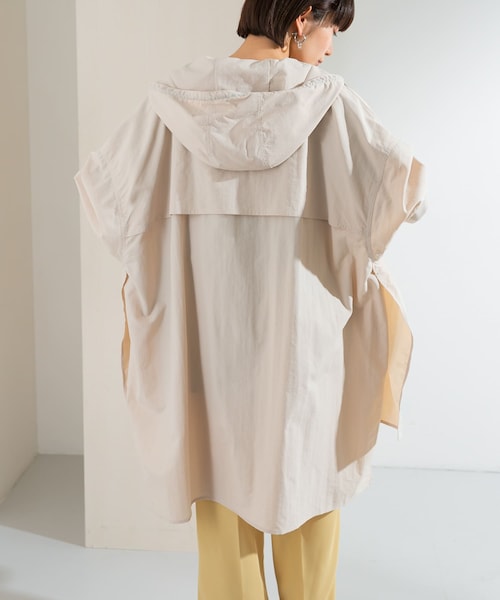 KBF（ケイビーエフ）の「BIGマウンテンパーカー（マウンテンパーカー・レディース・KHAKI/L.GREIGE/CAMEL・one）」の6枚目の写真