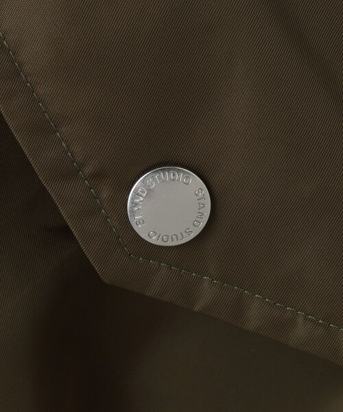 ADAM ET ROPE'（アダムエロペ）の「【STAND STUDIO（スタンド スタジオ）】Thilda Jacket（MA-1・レディース・カーキ・34）」の21枚目の写真