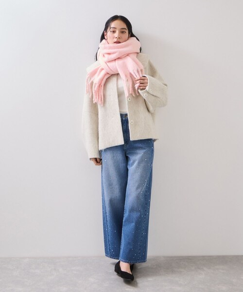 VIS（ビス）の「ふわふわフリンジマフラー/静電気防止（マフラー・レディース・ライトグレー/キナリ/ベージュ/ブルー/レッド/ピンク系・F）」の12枚目の写真