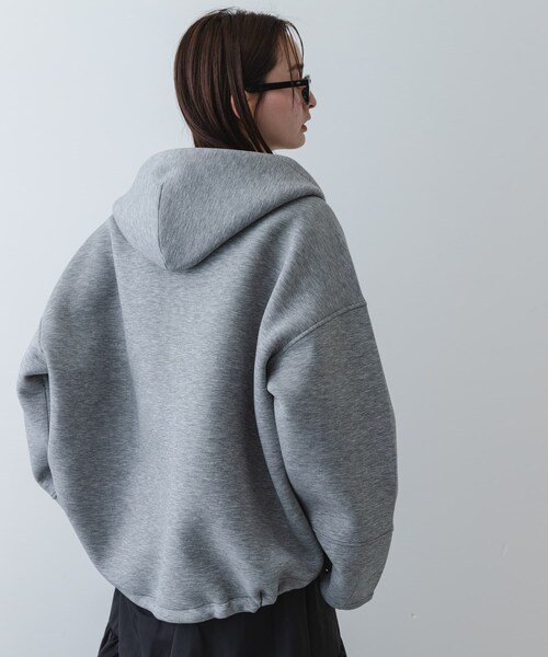 SENSE OF PLACE by URBAN RESEARCH(センスオブプレイスバイアーバンリサーチ)の「コクーンスリーブZIPパーカー(パーカー・レディース・IVORY/BLACK/GRAY・One)」の22枚目の写真
