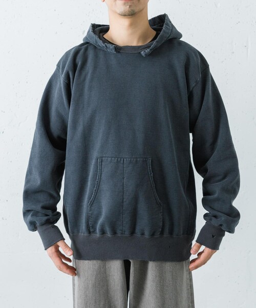 URBAN RESEARCH(アーバンリサーチ)の「NEXUSVII. DAMAGED 2TONE AFTER HOODY(パーカー・メンズ・FADE NAVY/FADE BLACK・M/L)」の5枚目の写真