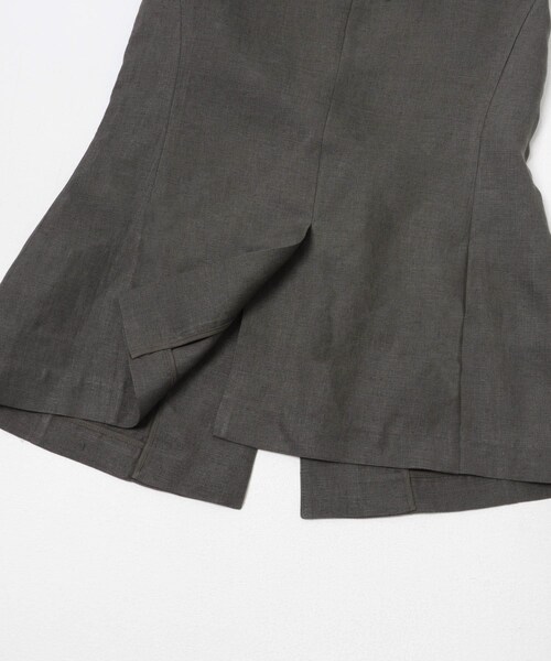 URBAN RESEARCH(アーバンリサーチ)の「AMOMENTO LINEN CURVED VEST(ベスト・レディース・KH BROWN/KHAKI・0)」の8枚目の写真