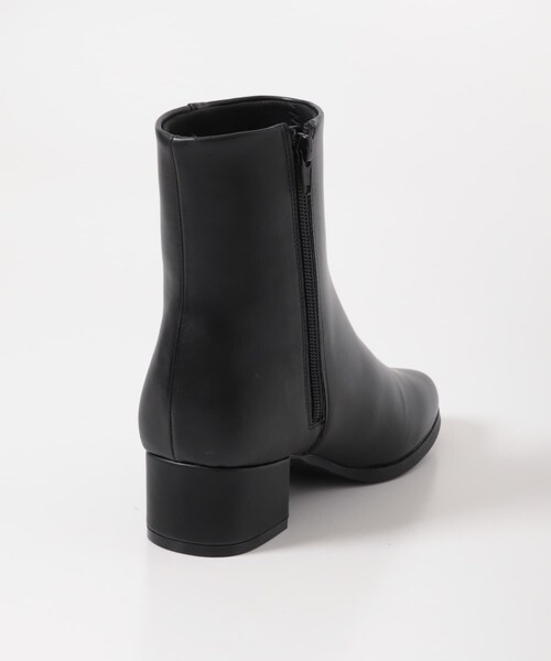URBAN RESEARCH DOORS（アーバンリサーチドアーズ）の「チャンキーヒールブーツ（ブーツ・レディース・IVORY/BLACK・36/37/38）」の21枚目の写真