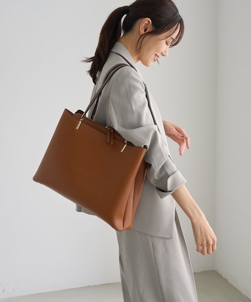 ROPE' PICNIC(ロペピクニック)の「レクタンメタル 3層トートバッグ/A4対応・軽量(トートバッグ・レディース・ブラック/キナリ/ブラウン系・F)」の9枚目の写真