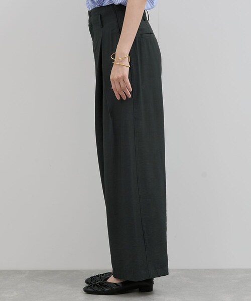 VIS（ビス）の「ボックスタックリラックスパンツ（その他パンツ・レディース・チャコール/ベージュ・F）」の17枚目の写真