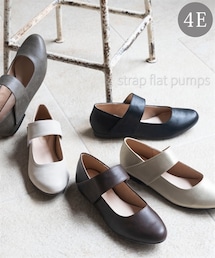 nissen | 【ゆったり幅広】ゴムストラップフラットパンプス(ワイズ4E)(パンプス)