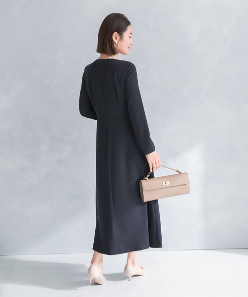 URBAN RESEARCH ROSSO（アーバンリサーチロッソ）の「kaene　シフォン合わせロングワンピース（ワンピース・レディース・beige/navy・M）」の17枚目の写真
