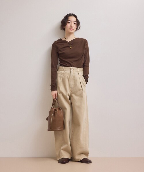 ADAM ET ROPE'(アダムエロペ)の「【WEB限定】・【サステナブル】ディープライズワイドデニム(デニムパンツ・レディース・ブラック系/ベージュ系/ブルー系・34/36/38)」の13枚目の写真