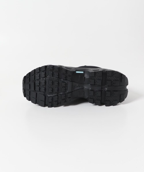 URBAN RESEARCH DOORS(アーバンリサーチドアーズ)の「On CLOUD ROCK LOW WP(スニーカー・レディース・BLK/BLK・23.5/24/24.5/25/25.5)」の8枚目の写真
