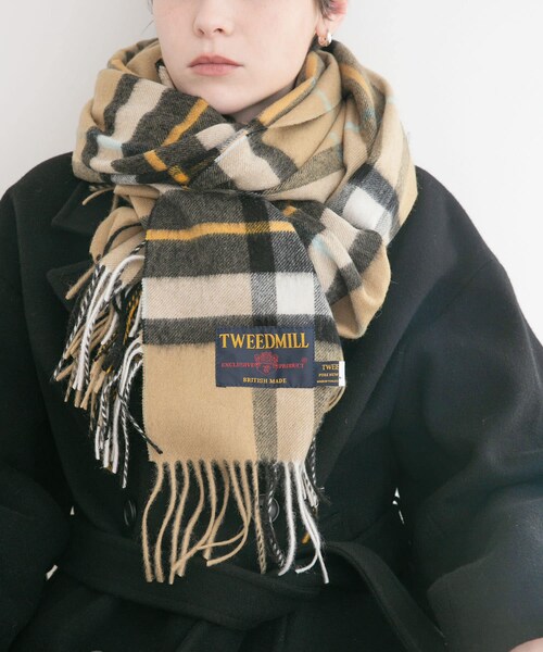 URBAN RESEARCH（アーバンリサーチ）の「TWEED MILL　Lambs wool stole（マフラー・レディース・B THOMPSON/BK NATURAL/S CHECK・-）」の2枚目の写真