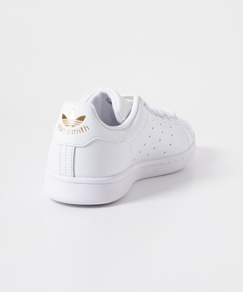 URBAN RESEARCH ROSSO（アーバンリサーチロッソ）の「adidas　STAN SMITH（スニーカー・レディース・ホワイトゴールド・22.5/23/23.5/24/24.5/25/25.5）」の5枚目の写真
