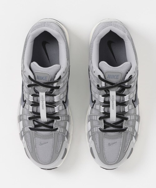 URBAN RESEARCH DOORS(アーバンリサーチドアーズ)の「NIKE P-6000(スニーカー・メンズ・SMOKEGREY・26/26.5/27/27.5/28/28.5)」の4枚目の写真