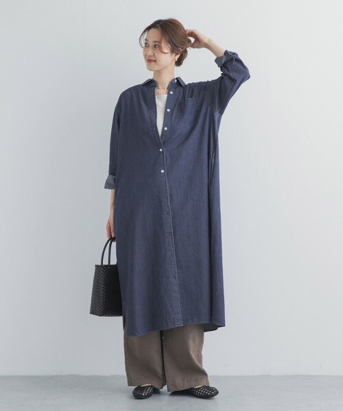 URBAN RESEARCH DOORS(アーバンリサーチドアーズ)の「ライトコットンデニムシャツワンピース(ワンピース・レディース・L.INDIGO/INDIGO・Free)」の17枚目の写真