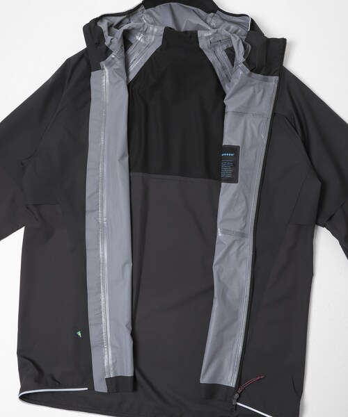 EKAL（エカル）の「KLATTERMUSEN　VIDRE HOOD JACKET MS（ブルゾン・メンズ・BLACK・M/L）」の7枚目の写真