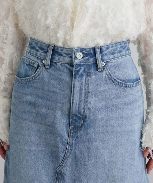 ADAM ET ROPE'(アダムエロペ)の「【WEB限定】リメイクライクデニムスカート(デニムスカート・レディース・オフホワイト/サックス・M/S)」の13枚目の写真