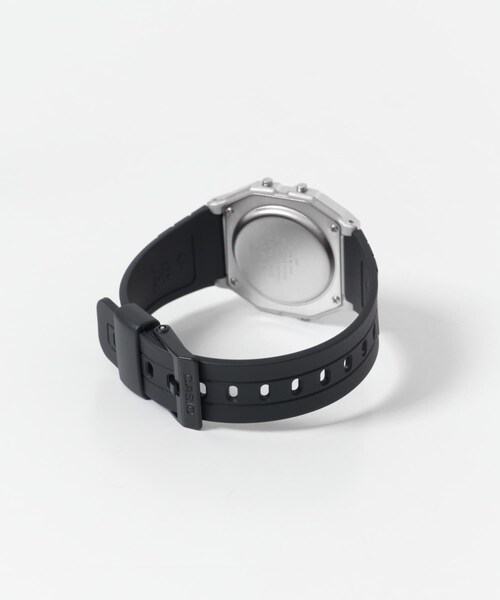 URBAN RESEARCH DOORS（アーバンリサーチドアーズ）の「CASIO　F-91WM（アナログ腕時計・メンズ・OLIVE/BLK/SILVER/BLK・Free）」の7枚目の写真