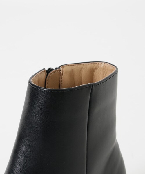 URBAN RESEARCH(アーバンリサーチ)の「ポインテッドトゥブーツ(ブーツ・レディース・BLACK/BROWN・23.5/24/24.5/25)」の14枚目の写真