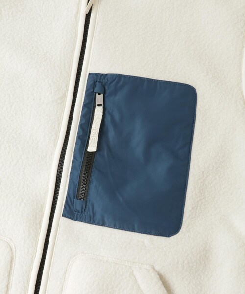 THE GOODLAND MARKET（ザグッドランドマーケット）の「AIGLE　シェルパフリース リバーシブルベスト T-KIT（ベスト・メンズ・DOVE/KRAFT/NOIR・M/L/XL）」の14枚目の写真