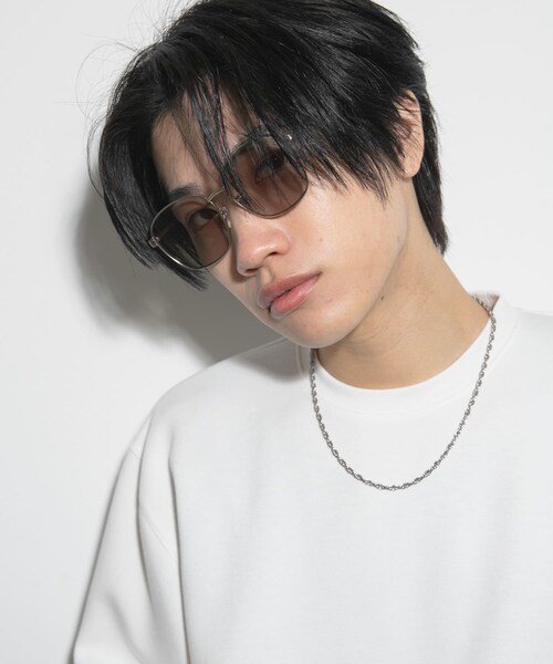 SENSE OF PLACE by URBAN RESEARCH（センスオブプレイスバイアーバンリサーチ）の「メタルフレームサングラス（メガネ・メンズ・SILVER/SLV MATT・one）」の2枚目の写真