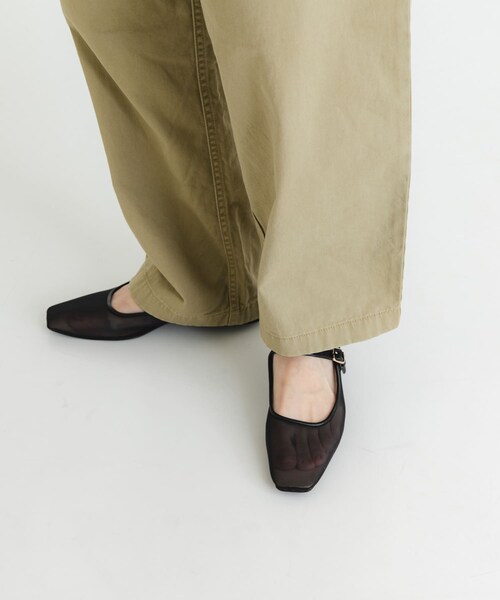 URBAN RESEARCH(アーバンリサーチ)の「シアーメリージェーンフラットシューズ(パンプス・レディース・BLACK/BEIGE・23.5/24/24.5/25)」の6枚目の写真