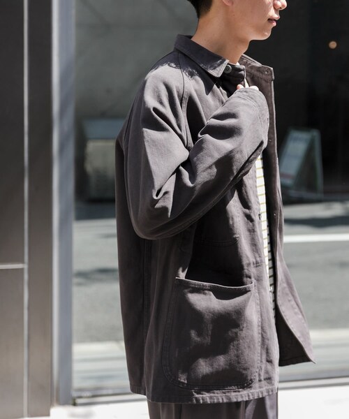 URBAN RESEARCH DOORS（アーバンリサーチドアーズ）の「FORK&SPOON　ガーメントダイツイルカバーオール（カバーオール・メンズ・CHARCOAL/IVORY・4/5）」の19枚目の写真