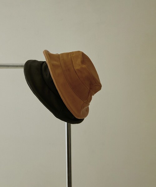 ADAM ET ROPE'(アダムエロペ)の「【公式サイト限定】【La Maison de Lyllis(メゾンドリリス)】BOB/バケットハット(ハット・レディース・ブラック/ブラウン・F)」の4枚目の写真