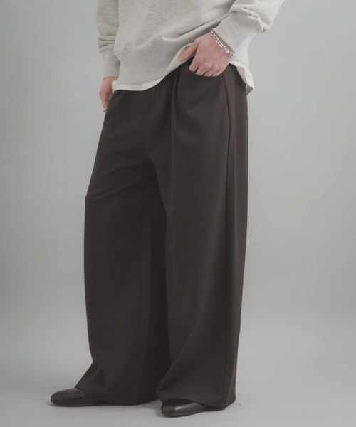 SENSE OF PLACE by URBAN RESEARCH(センスオブプレイスバイアーバンリサーチ)の「ラウンドポケットワンタックワイドスラックス(その他パンツ・メンズ・BROWN/NAVY ST・M/L)」の6枚目の写真