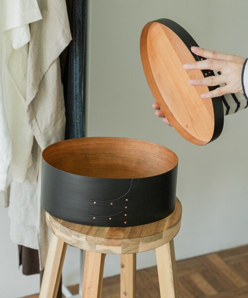 URBAN RESEARCH DOORS(アーバンリサーチドアーズ)の「『WEB限定』AXCIS シェーカーオーバルボックス M ブラック(インテリア雑貨・メンズ・ブラック・M)」の5枚目の写真