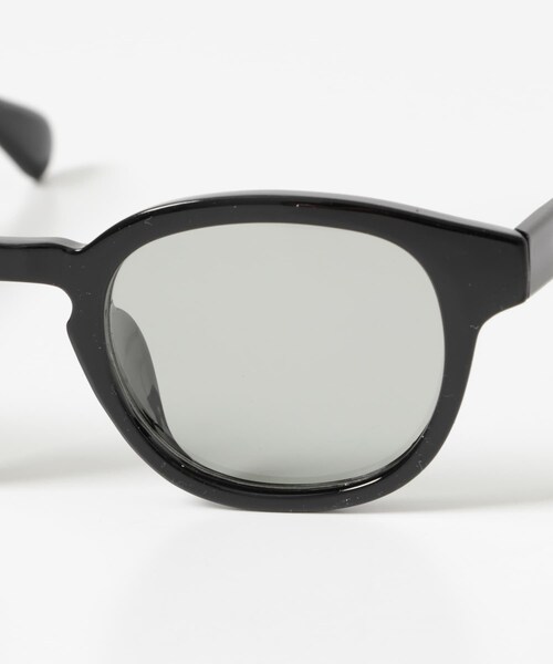 URBAN RESEARCH DOORS（アーバンリサーチドアーズ）の「ウェリントン(調光&偏光レンズ)（メガネ・メンズ・BLK/GRN/BLK/SMOKE/BLK/BLUE・-）」の8枚目の写真