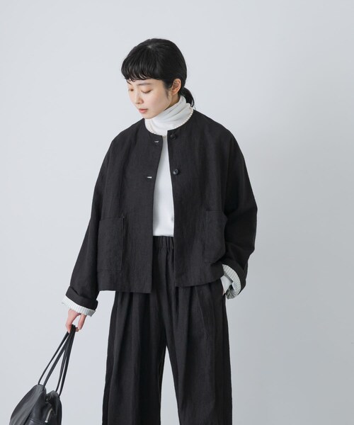 かぐれ(カグレ)の「リネンラミーノーカラージャケット(ノーカラージャケット・レディース・CHARCOAL/BLACK・Free)」の6枚目の写真