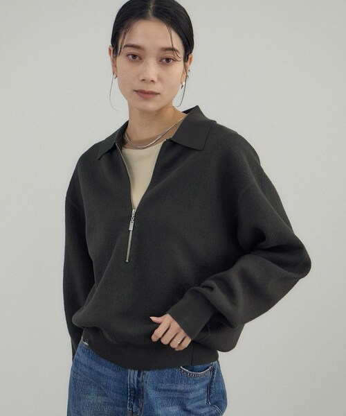 ADAM ET ROPE'（アダムエロペ）の「クレープスウェットライクポロプルオーバー（スウェット・レディース・チャコール/オフホワイト/グリーン系・F）」の11枚目の写真