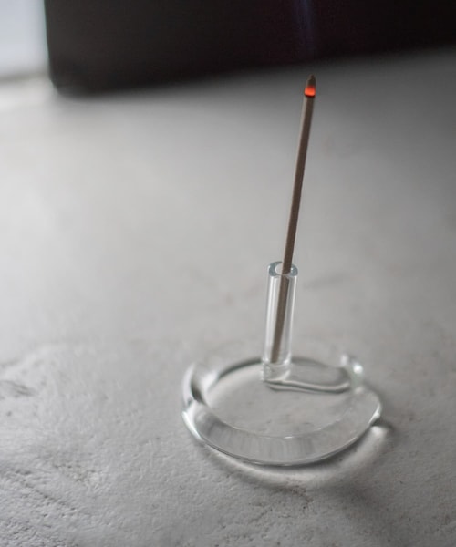 URBAN RESEARCH DOORS(アーバンリサーチドアーズ)の「amabro TWO TONE INCENSE HOLDER(インテリア雑貨・メンズ・CL・-)」の1枚目の写真