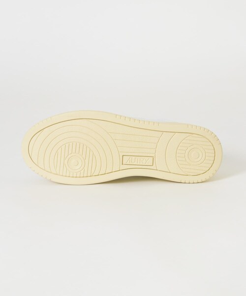 URBAN RESEARCH（アーバンリサーチ）の「AUTRY　Medalist（スニーカー・レディース・WHT/WHT・37/38/39）」の8枚目の写真