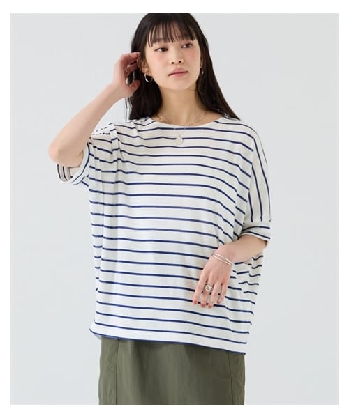 nissen（ニッセン）の「綿混うすカルゆるシルエット５分袖ドルマンプルオーバー（ＵＶカット・吸汗速乾・抗菌防臭・毛玉防止）＜大きいサイズ有＞（Tシャツ/カットソー・レディース・ソフトグリーン/杢チャコールグレー/ネイビー×オフホワイト/オフホワイト×ブルー/グレージュ×オフホワイト/オフホワイト×黒/スモーキーパープル×オフホワイト・S~M相当/L~LL相当/3L~4L相当/5L~6L相当/8L相当/10L相当）」の11枚目の写真