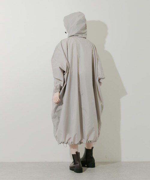 SMELLY（スメリー）の「『WEB限定』because　Mods Poncho（レインコート/ポンチョ・レディース・MNT/GRY・One）」の5枚目の写真
