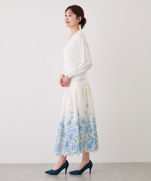 Jayro(ジャイロ)の「ドロップショルダークルーネックカーディガン(ニット/セーター・レディース・ブラック/ホワイト/ホワイト系/ネイビー/ブルー/ブルー系/オレンジ系/イエロー・M)」の19枚目の写真