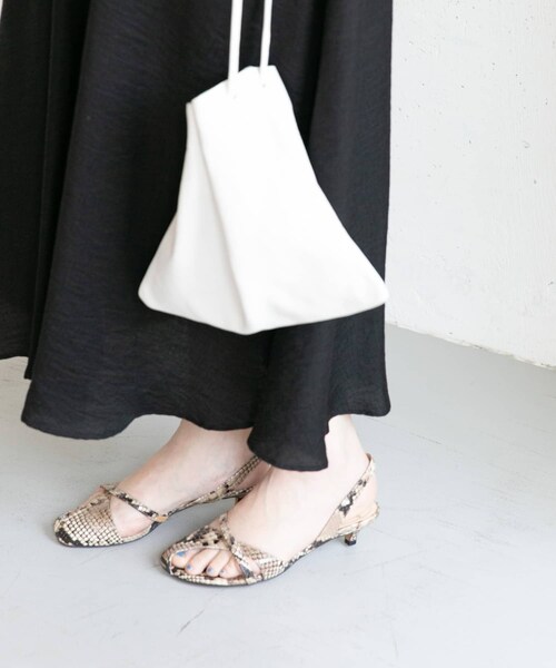 URBAN RESEARCH ROSSO（アーバンリサーチロッソ）の「quartierglam　INSIDE COVERED SANDALS∴（サンダル・レディース・PYTHON/IVORY・36/37/38）」の13枚目の写真