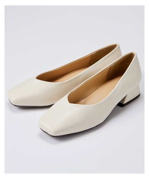 nissen（ニッセン）の「【ゆったり幅広】スクエアトゥローヒールパンプス（低反発中敷）（ワイズ４Ｅ）（パンプス・メンズ・黒/ブラウン(クロコ型押し)/オーク(スエード調)/グリーン(スエード調)/アイボリー/パイソン柄/シルバー/ダスティーグリーン/黒(スエード調)/アプリコット/デニムブルー・M=23.5~24.0cm/4E/L=24.5~25.0cm/4E/LL=25.5~26.0cm/4E/3L=26.5~27.0cm/4E）」の4枚目の写真