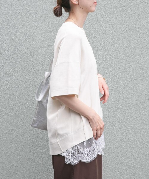 ITEMS URBANRESEARCH（アイテムズ アーバンリサーチ）の「『洗濯可』ニットTシャツ（ニット/セーター・レディース・OFF/BLK/CHA/GRN/ORG・Free）」の8枚目の写真