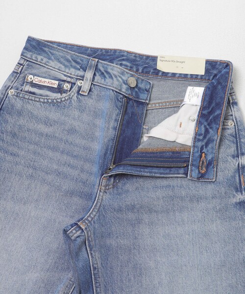 URBAN RESEARCH(アーバンリサーチ)の「Calvin Klein W.90s STRAIGHT SILVERSTONE(デニムパンツ・レディース・SCL BLUE・25/26)」の7枚目の写真