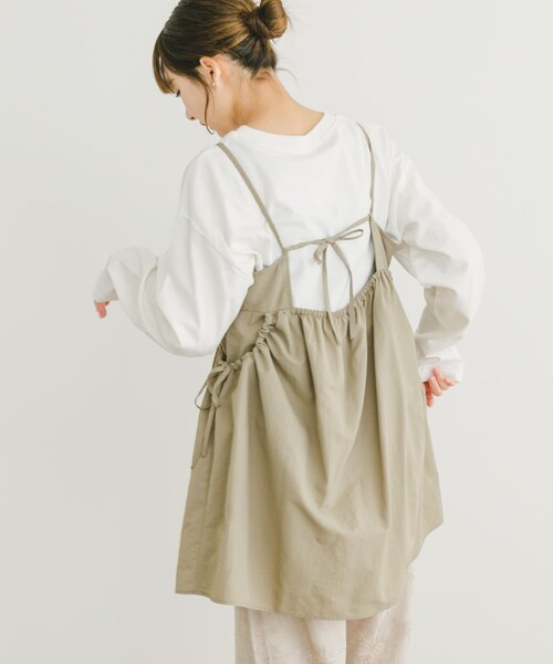 ITEMS URBANRESEARCH(アイテムズ アーバンリサーチ)の「ポケットギャザーキャミ(キャミソール・レディース・BEG/CHA・FREE)」の14枚目の写真