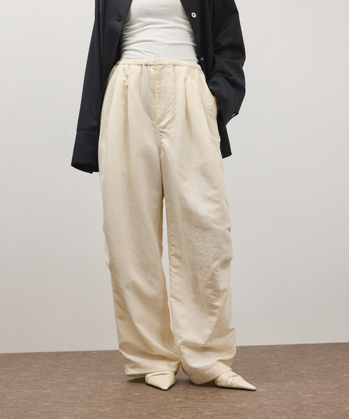 ADAM ET ROPE'（アダムエロペ）の「2WAYヘムパラシュートパンツ（その他パンツ・レディース・ブラック/オフホワイト/レッド系・36/38）」の15枚目の写真