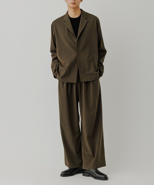 ADAM ET ROPE'(アダムエロペ)の「4WAY ストレッチ ツイル イージー ジャケット / セットアップ対応(テーラードジャケット・メンズ・ブラック/チャコール/カーキ・L/M)」の18枚目の写真