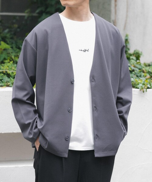 ITEMS URBANRESEARCH(アイテムズ アーバンリサーチ)の「UVカット梨地カーディガン+刺繍Tシャツセット(楽着シリーズ)(カーディガン/ボレロ・メンズ・BLACK/CHARCOAL/BEIGE/BLUE・M/L)」の16枚目の写真
