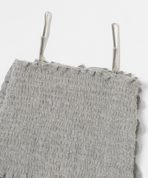 URBAN RESEARCH（アーバンリサーチ）の「KNIT SEW FRILL TOPS（キャミソール・レディース・GREY/WHITE・Free）」の11枚目の写真