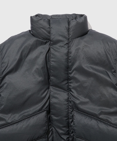 ADAM ET ROPE'(アダムエロペ)の「【URU/ウル】DOWN JACKET(ダウンジャケット/コート・メンズ・ブラック系・1/2)」の4枚目の写真