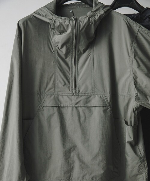 URBAN RESEARCH(アーバンリサーチ)の「DAIWA PIER39 TECH TRAVEL ANORAK(マウンテンパーカー・メンズ・WOLF GRAY/BLACK/CHARCOAL・M/L/XL)」の21枚目の写真