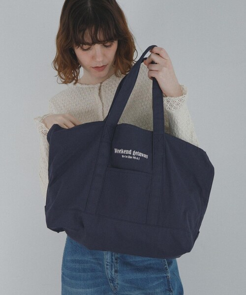URBAN RESEARCH Sonny Label（アーバンリサーチサニーレーベル）の「WEEKEND GETAWAY TOTEBAG（トートバッグ・レディース・オフ/レッドブラウン/ネイビー・One）」の21枚目の写真
