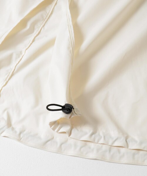 URBAN RESEARCH(アーバンリサーチ)の「『UVカット』Swim URBAN RESEARCH スイム2WAYラッシュガードパーカー(水着・メンズ・WHITE/BLACK・FREE)」の15枚目の写真